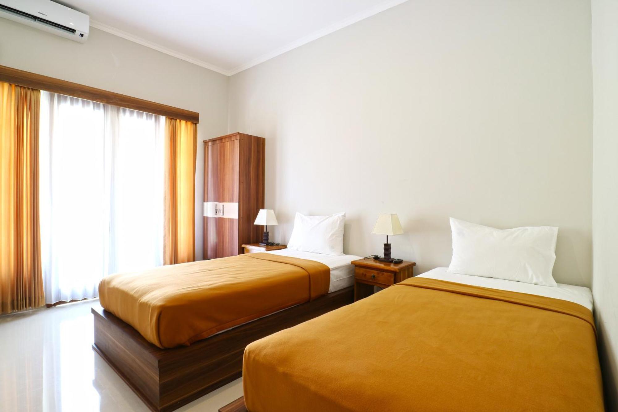 קוטה לומבוק Taste Of Bali Hostel מראה חיצוני תמונה