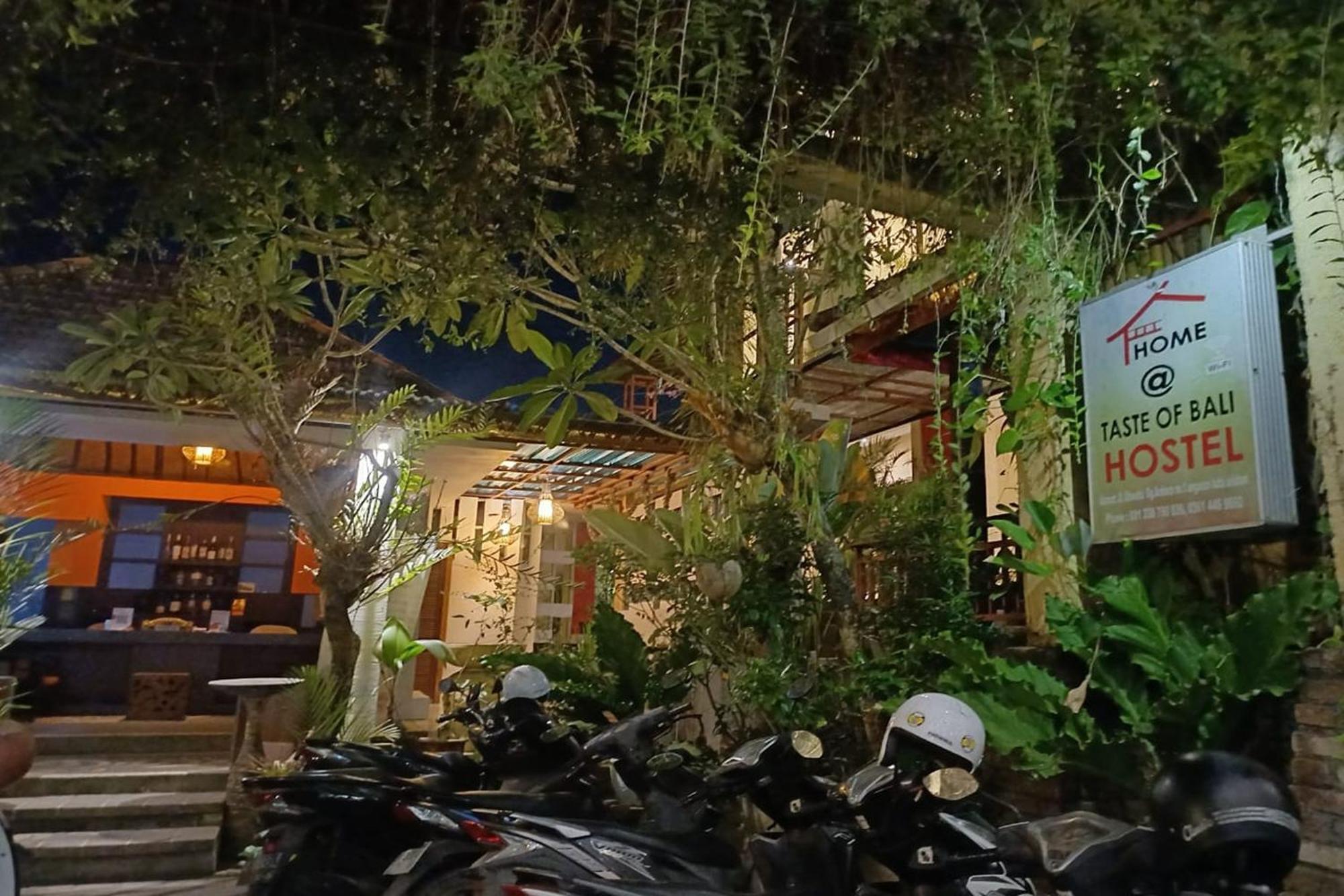 קוטה לומבוק Taste Of Bali Hostel מראה חיצוני תמונה