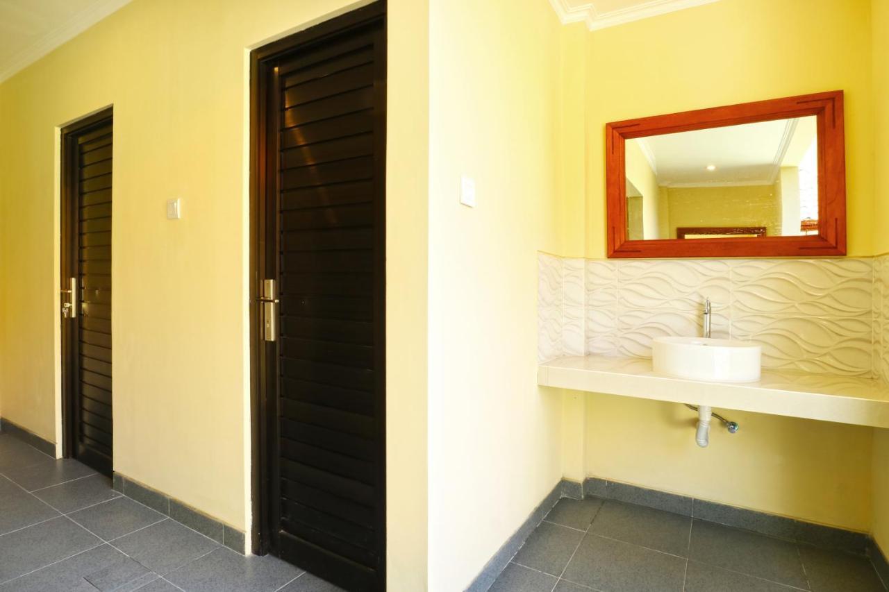 קוטה לומבוק Taste Of Bali Hostel מראה חיצוני תמונה